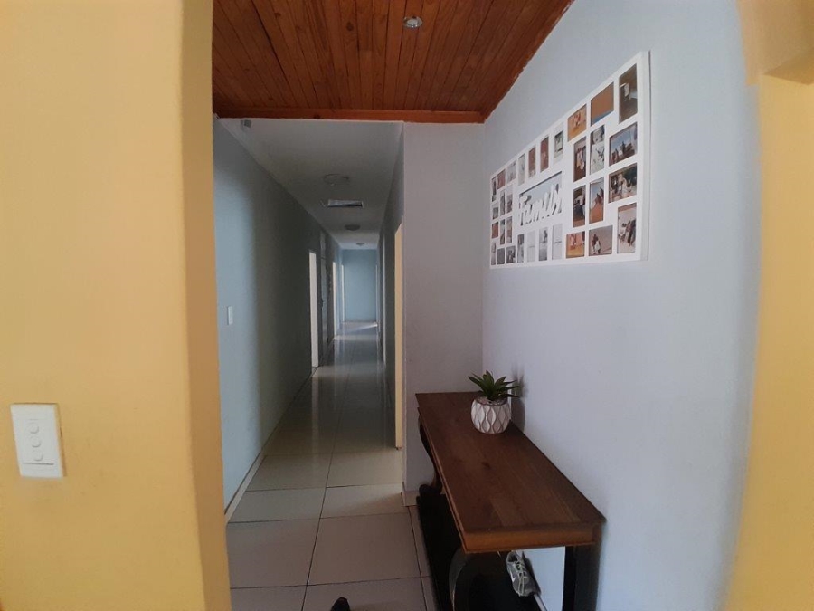 6 Bedroom Property for Sale in Bodorp North West